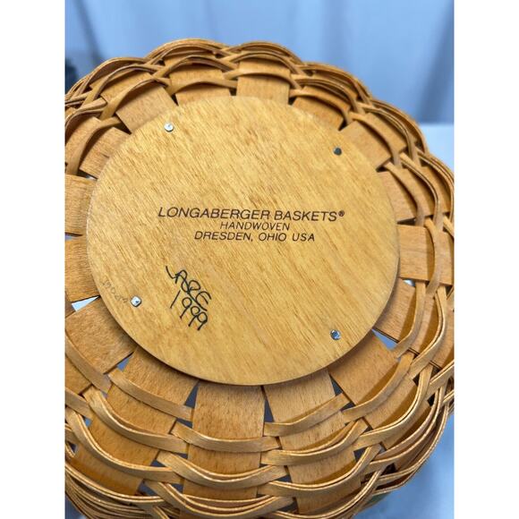 1999 Longaberger Christmas Collection Popcorn Basket w/Green Liner & Protector - Picture 4 of 4